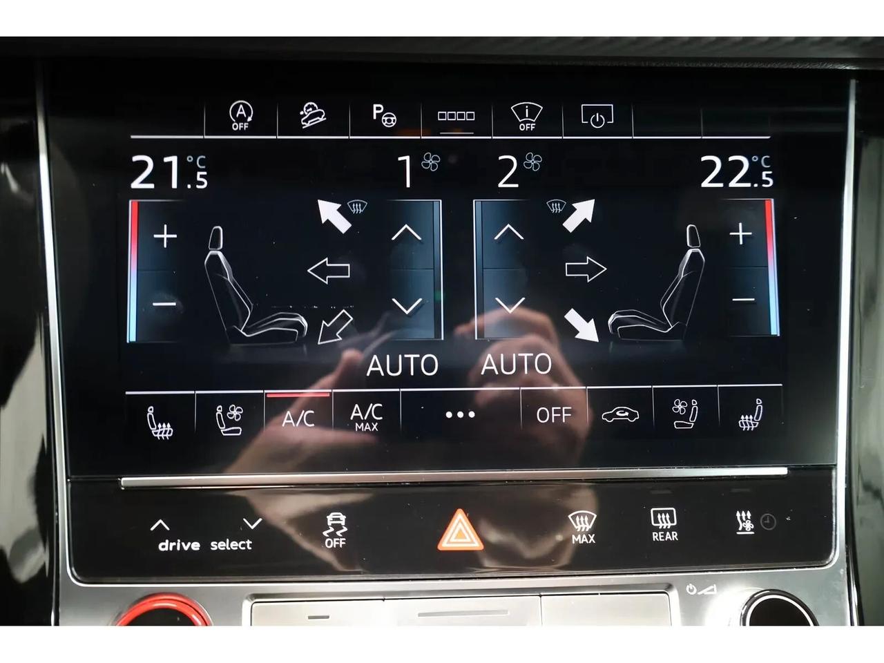 Audi RS Q8 PERFORMACE 640CV CARBO/TETTO/MATRIX/360°/SEDILI A GUSCIO/
