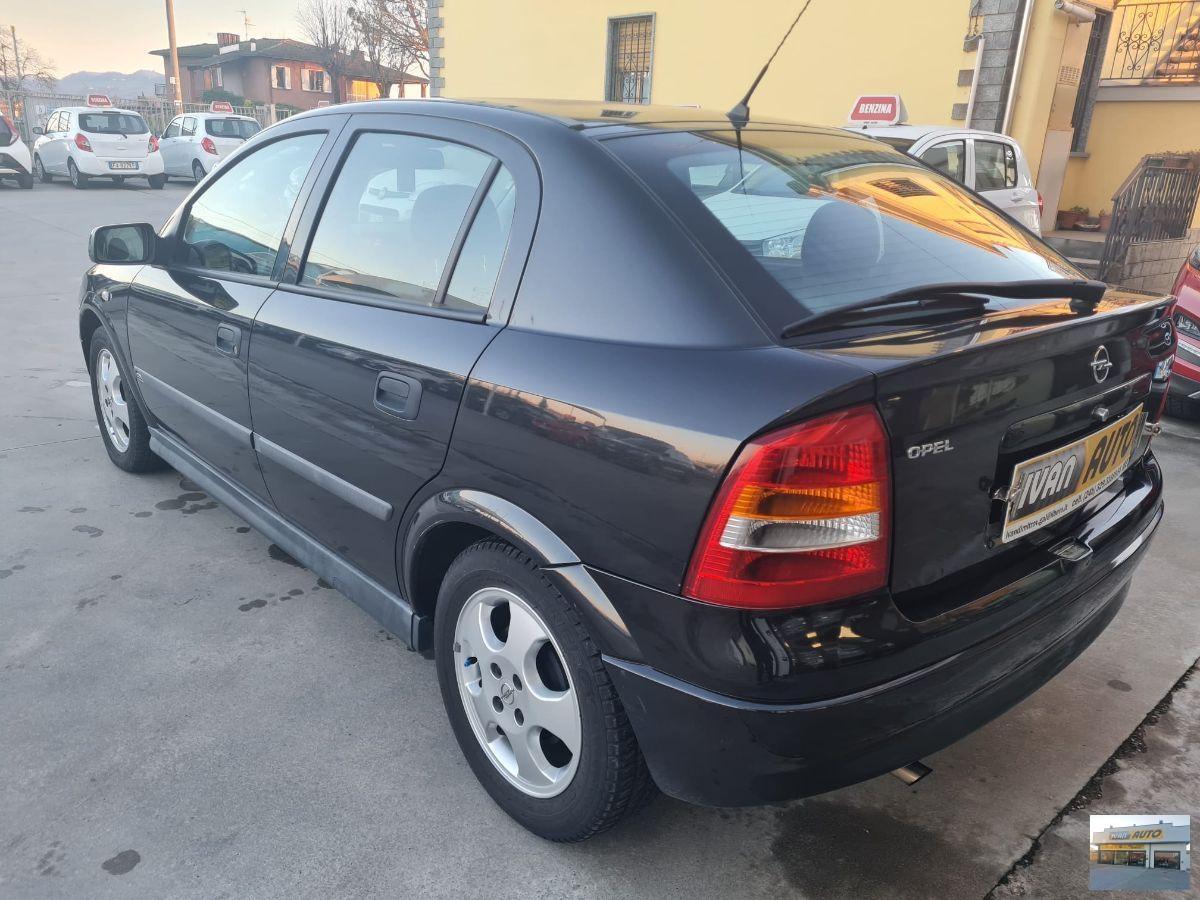 OPEL Astra 1.6 Benzina-Automatica-32.000 Km.