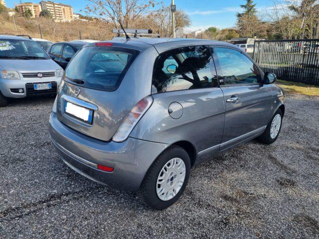 LANCIA Ypsilon 1.3 MJT 75 CV Unyca