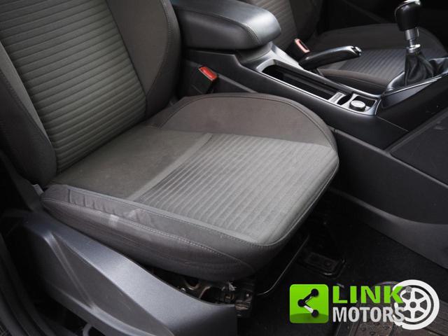 FORD C-Max 1.5 TDCi 120CV Titanium *UNIPRO*