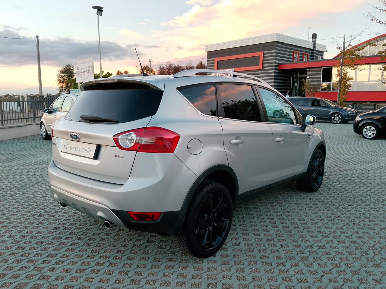 Ford Kuga 2.0 TDCi 136 CV~4x4~157.000~2008