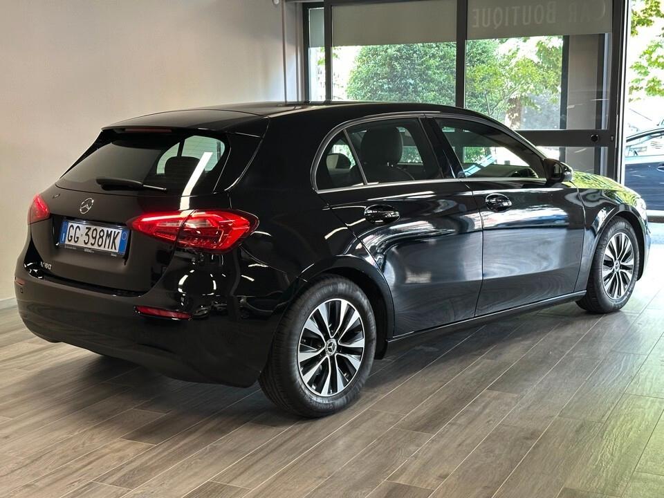 Mercedes A 180 Benzina Business Extra autom