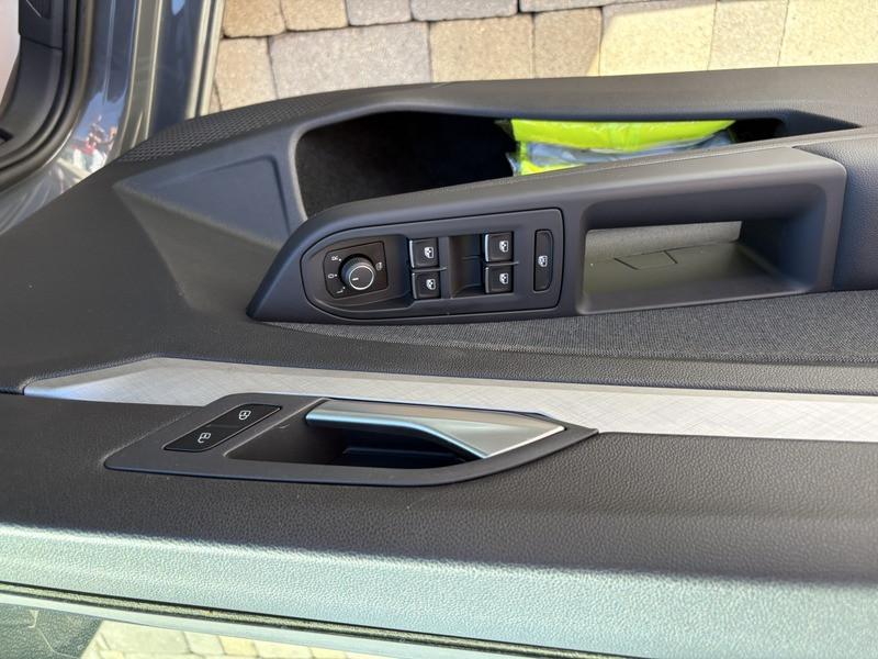 Volkswagen Golf 1.0 etsi evo Life 110cv dsg LED-APP CONNECT-16"