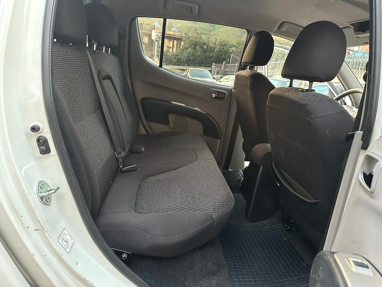 Mitsubishi L200 2.5 DI-D/178CV DC Intense Plus DPF