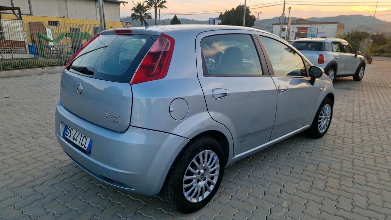 Fiat Grande Punto 1.3 MJT 75 CV 5 porte Dynamic