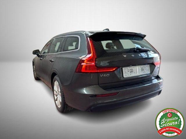 VOLVO V60 D3 Sensus Momentum Led Navi In Arrivo