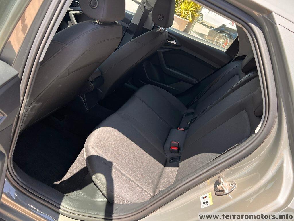Audi A1 allstreet 30 TFSI S tronic Identity Contrast iva esposta solo 30.000 km