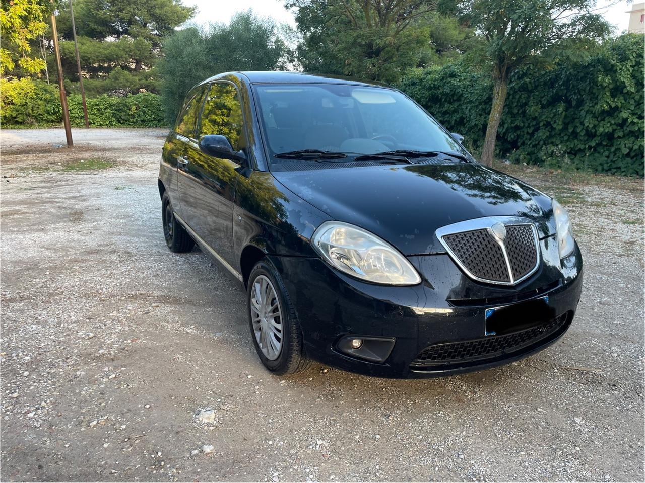 Lancia Ypsilon 1.3 MJT automatica