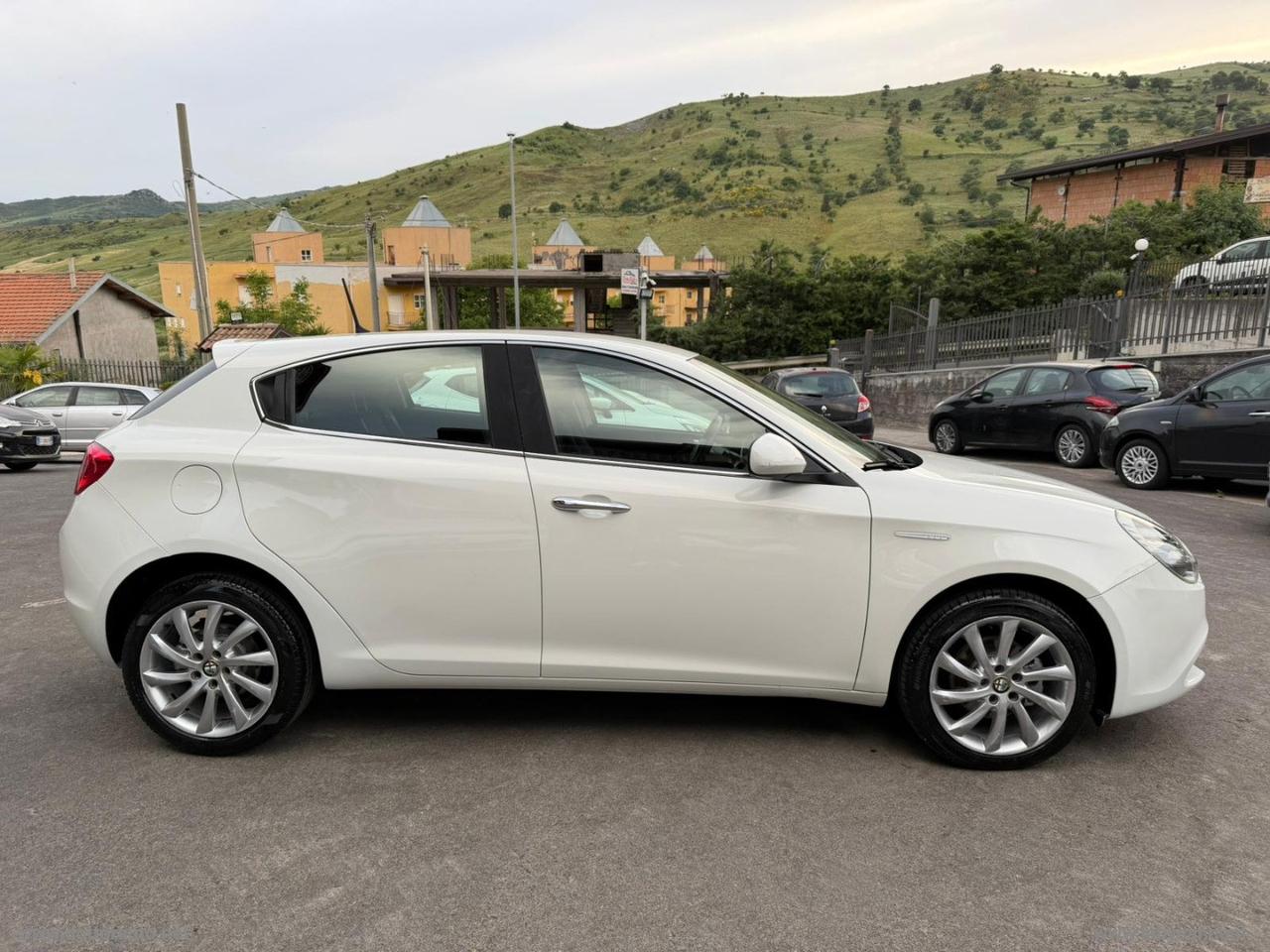 ALFA ROMEO Giulietta 1.6 JTDm-2 105 CV Exclusive