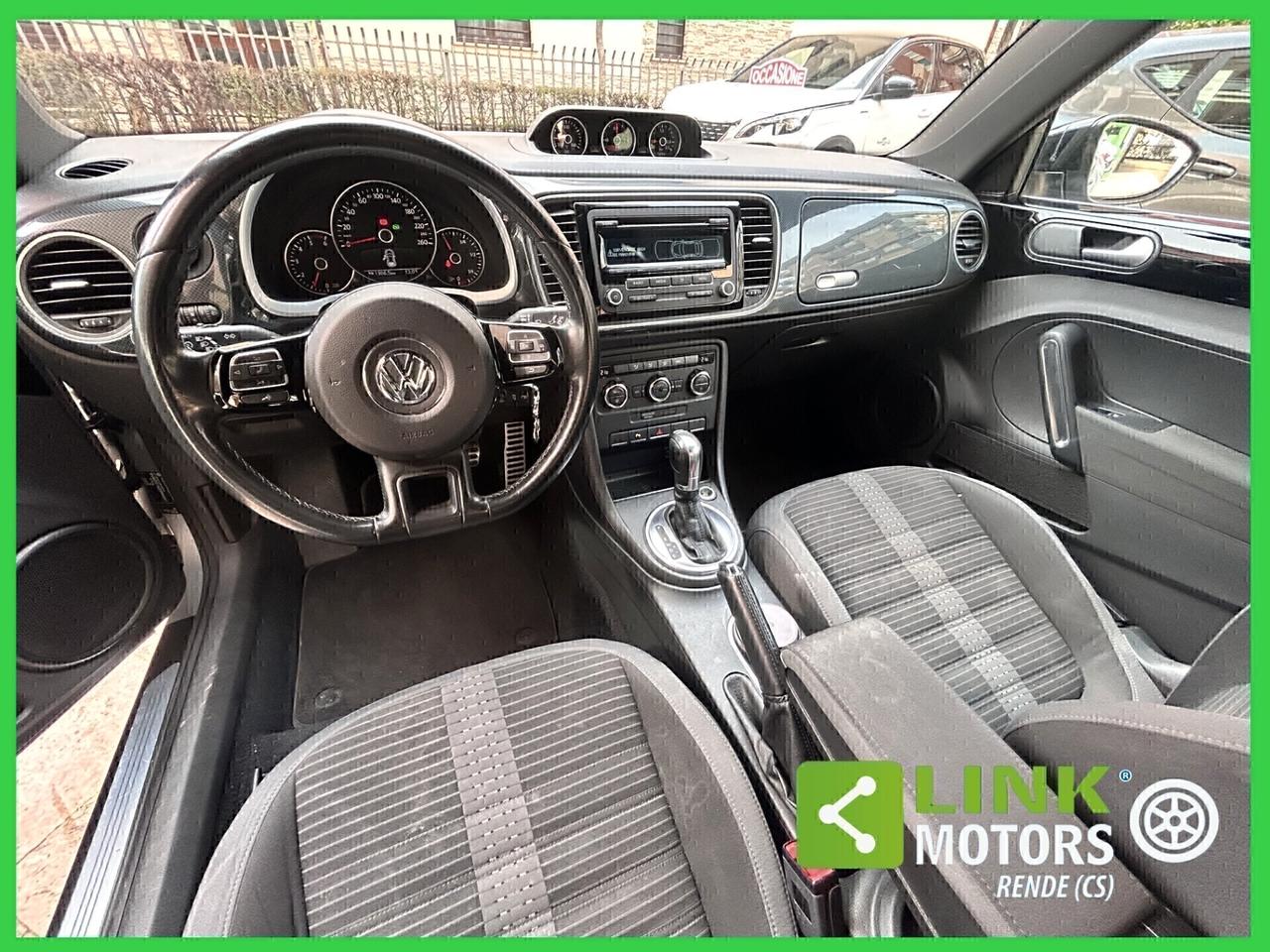 Volkswagen Maggiolino 2.0 TDI DSG Sport 07/2012