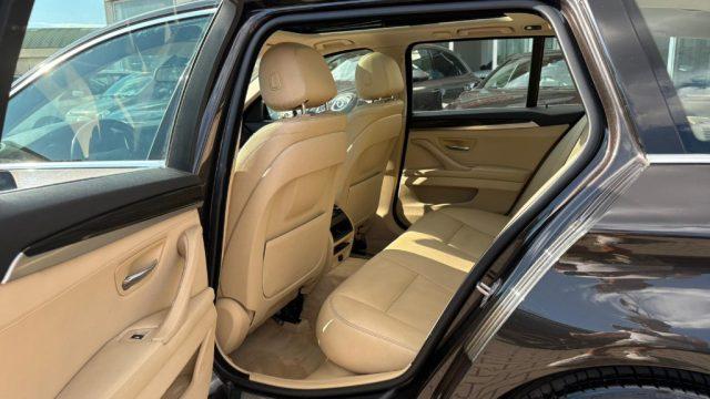 BMW 530 dA 258CV Touring Luxury **UNICO PROPRIETARIO**