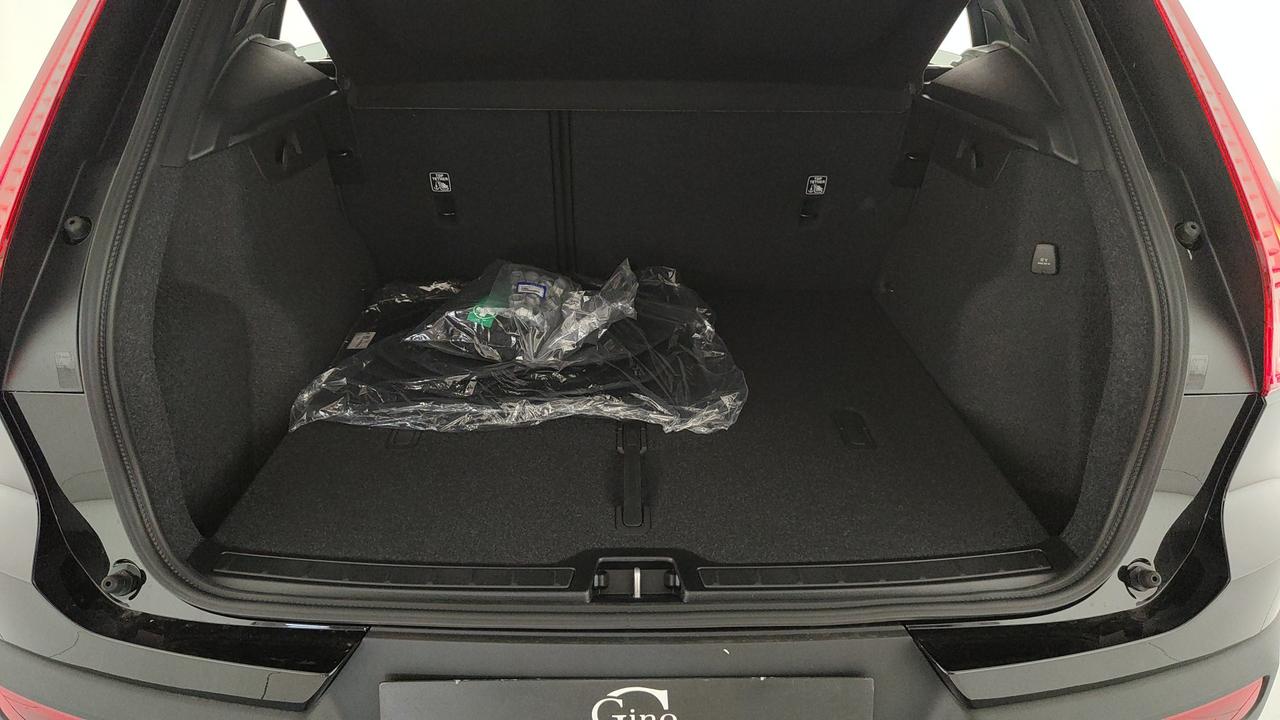 VOLVO XC40 2.0 b3 Essential auto