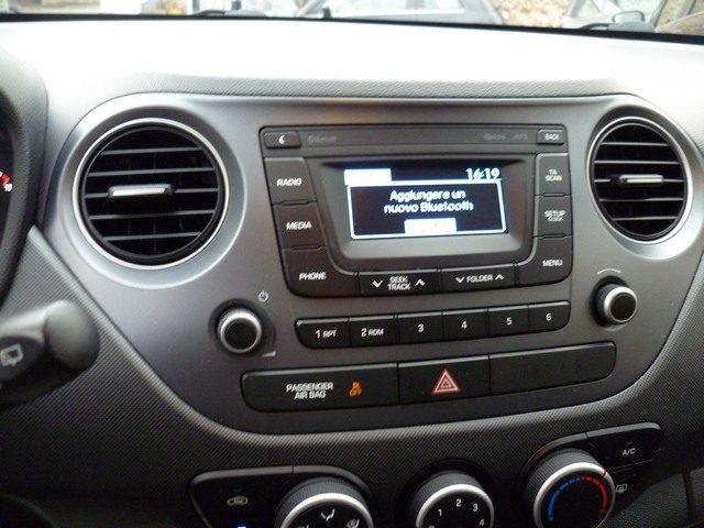 HYUNDAI i10 1.0 MPI Advanced