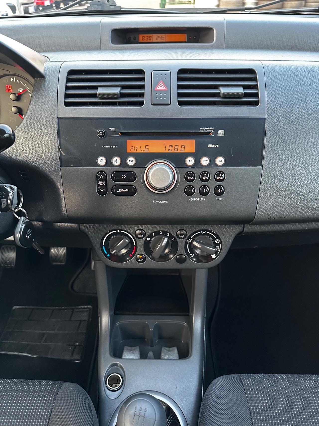 Suzuki Swift 1.3 4x4 5p. GL