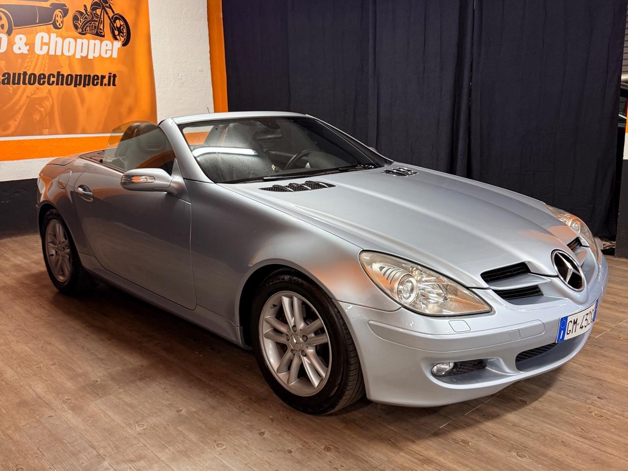 MERCEDES BENZ SLK 200 AMG ISCRITTA ASI IN CONDIZIONI DA VETRINA.