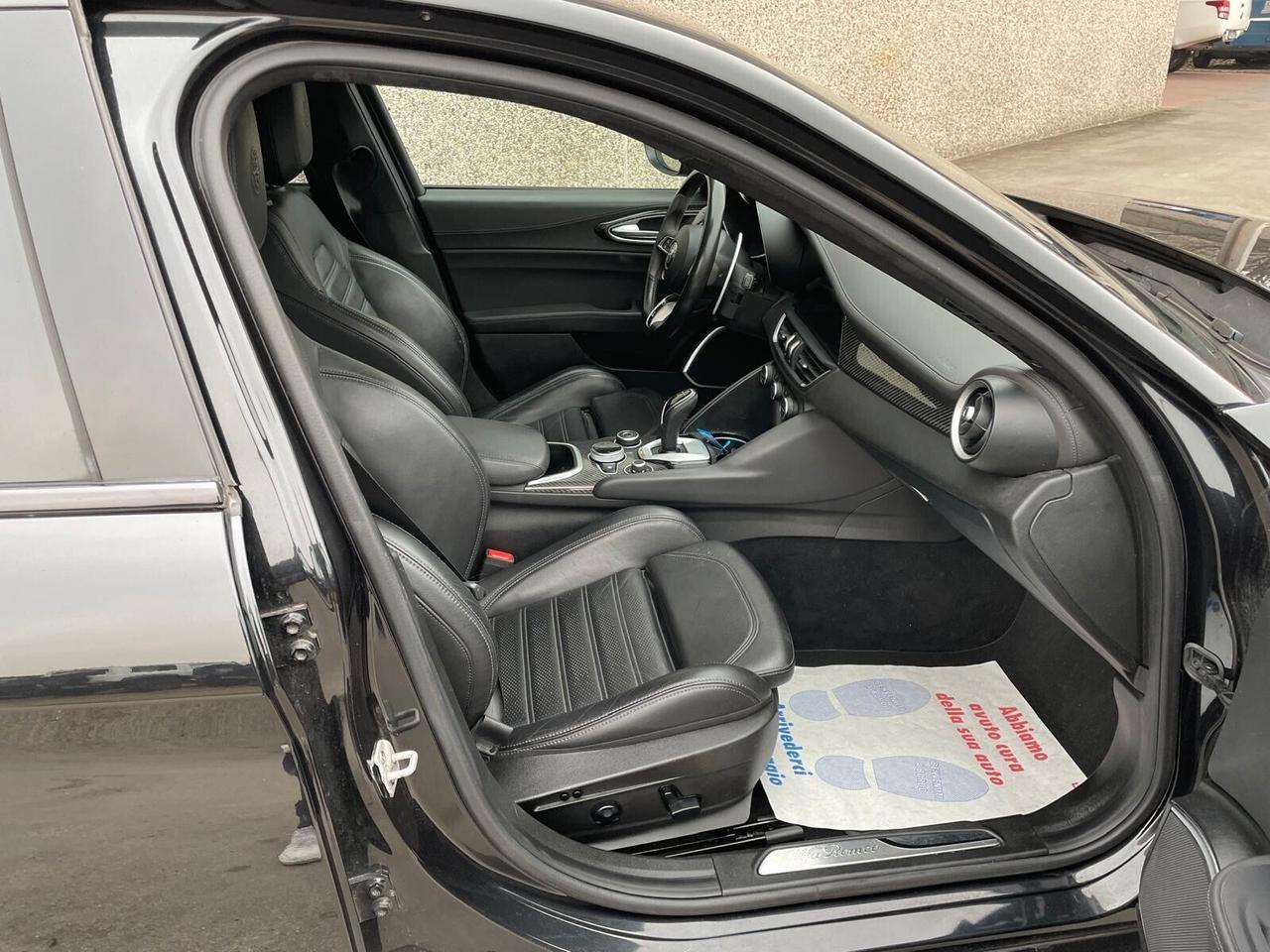 Alfa Romeo Giulia 2.9 V6 Bi-Turbo AT8 Quadrifoglio