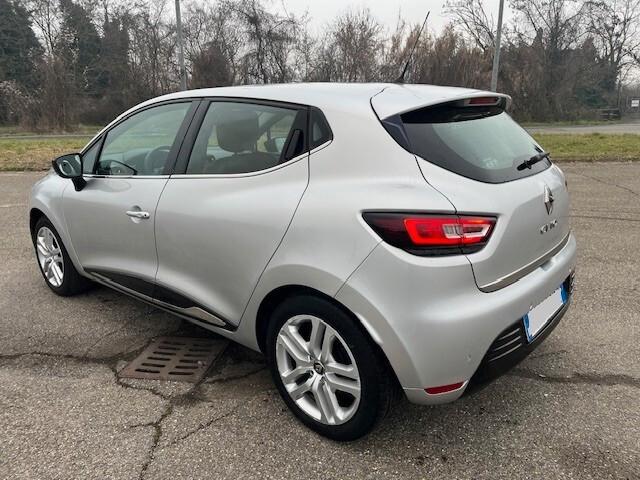 Renault Clio TCe 12V 90 CV GPL 5 porte Moschino Intens