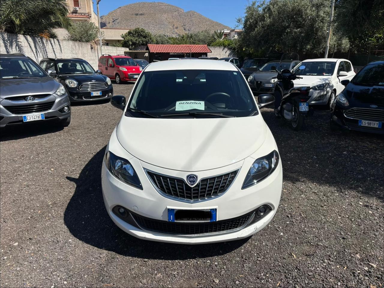 Lancia Ypsilon 1.0 FireFly 5 porte S&S Hybrid Alberta Ferretti
