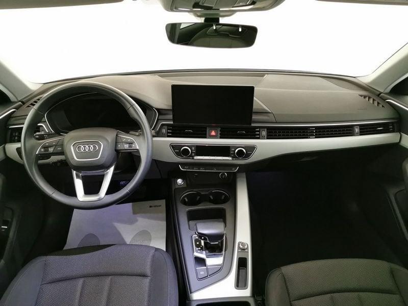 Audi A4 Avant 35 2.0 tdi mhev Business Advanced 163cv s-tronic