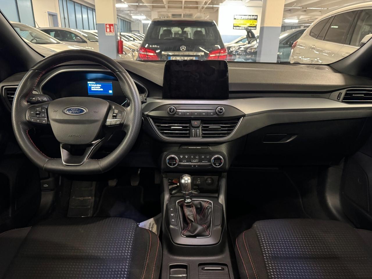 Ford Focus 1.0 EcoBoost Hybrid 125 CV . ST-Line Prezzo Reale !