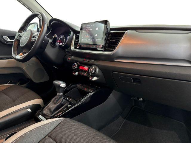 KIA Stonic 1.0 T-GDi 120 CV MHEV DCT Black Edition