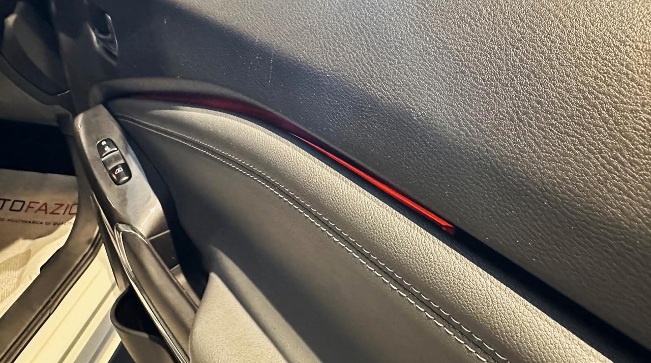 Nissan Juke 1.0 DIG-T 117 CV DCT N-Connecta