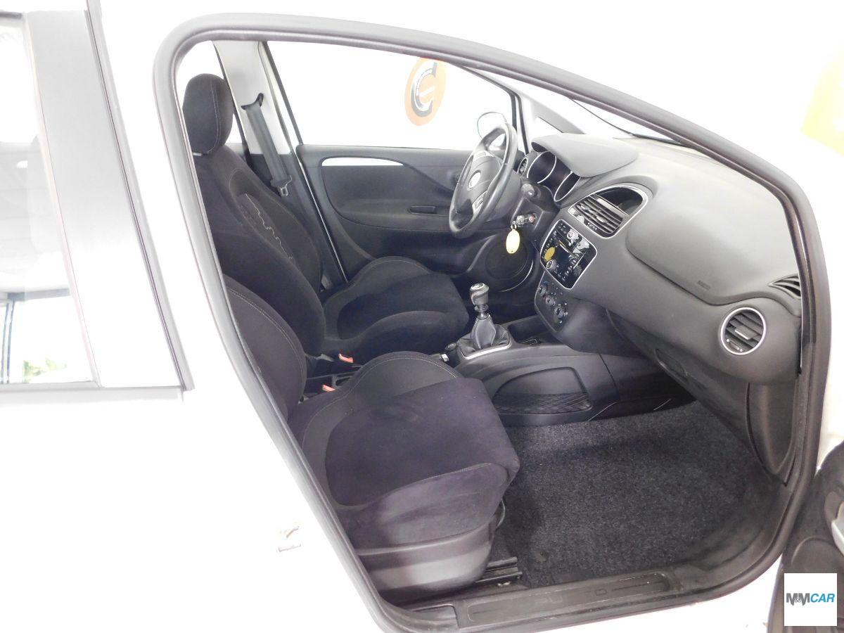 FIAT - Punto - 1.2 8V 5p. Lounge