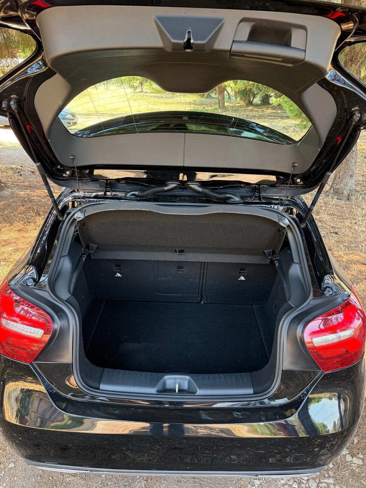 Mercedes-benz A 180 d Automatic Premium