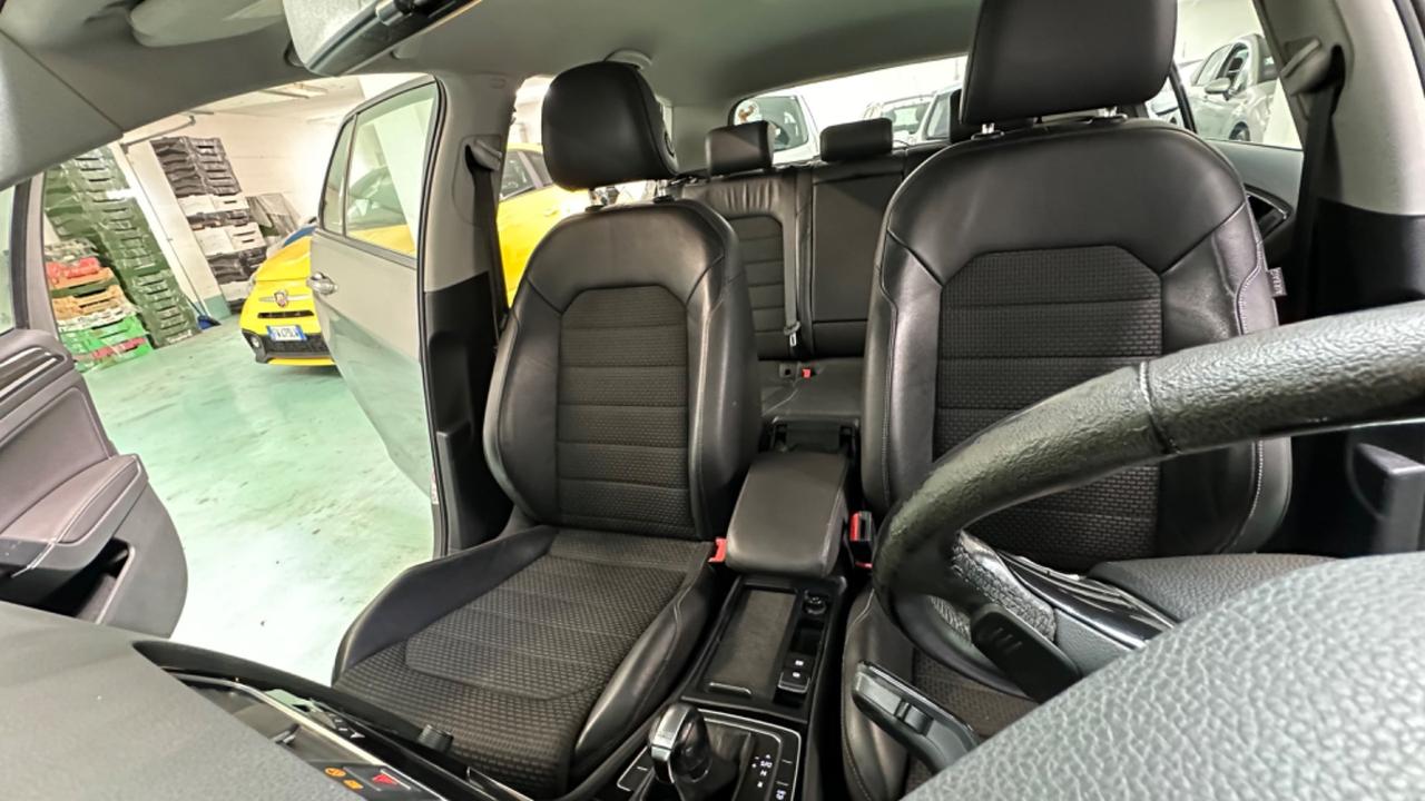 Volkswagen Golf 1.6 TDI 110 CV DSG 5p. Highline(anche per neopatentati)