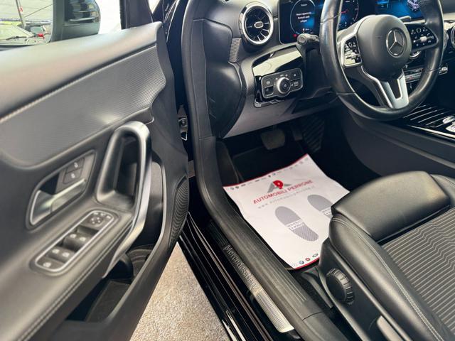 MERCEDES-BENZ A 180 d Automatic Sport (Navi/Retro/Unipro.)