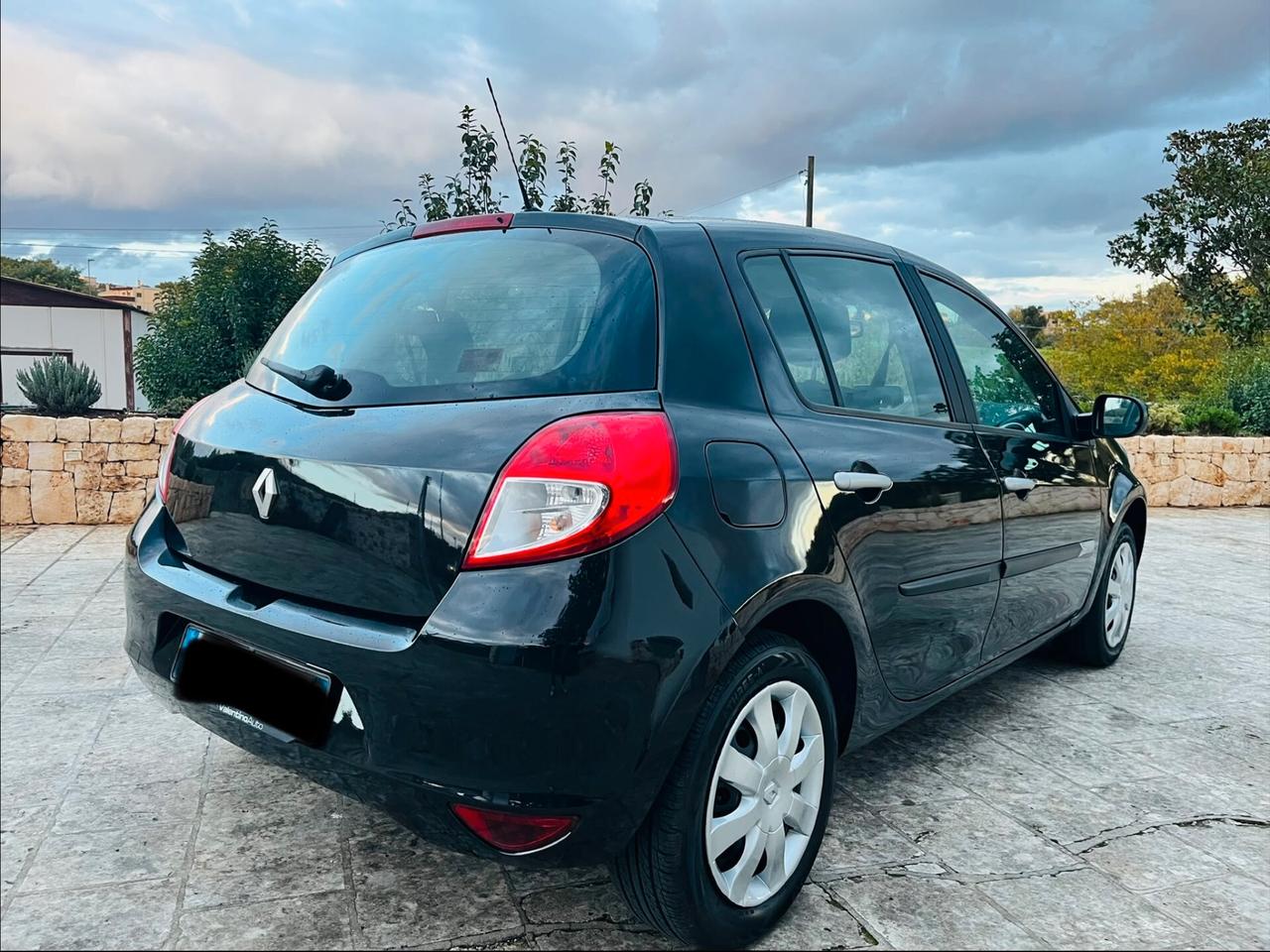 Renault Clio 1.2 - PERFETTA - 2010
