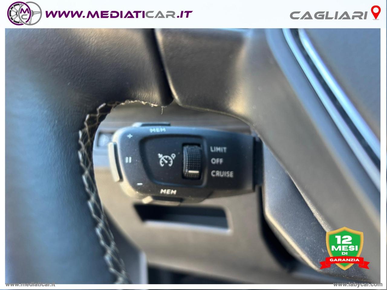 PEUGEOT 3008 Hybrid 225 e-EAT8 Allure Pack