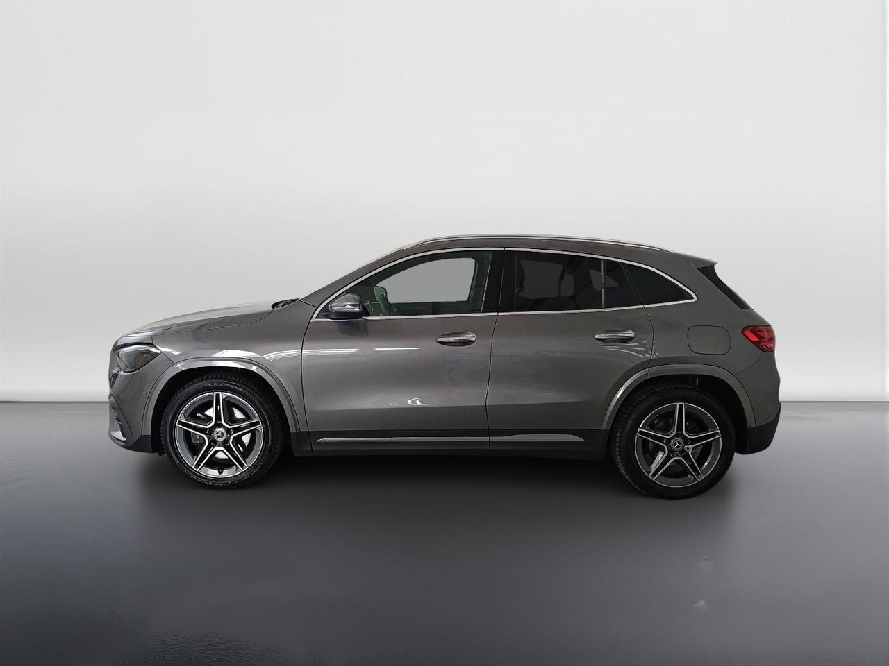Mercedes-Benz GLA-H247 2023 - GLA 200 d AMG Line Premium 4matic auto