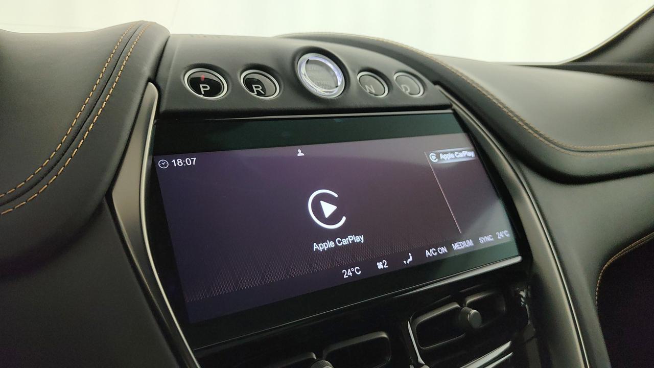 ASTON MARTIN DBX707 4.0 auto