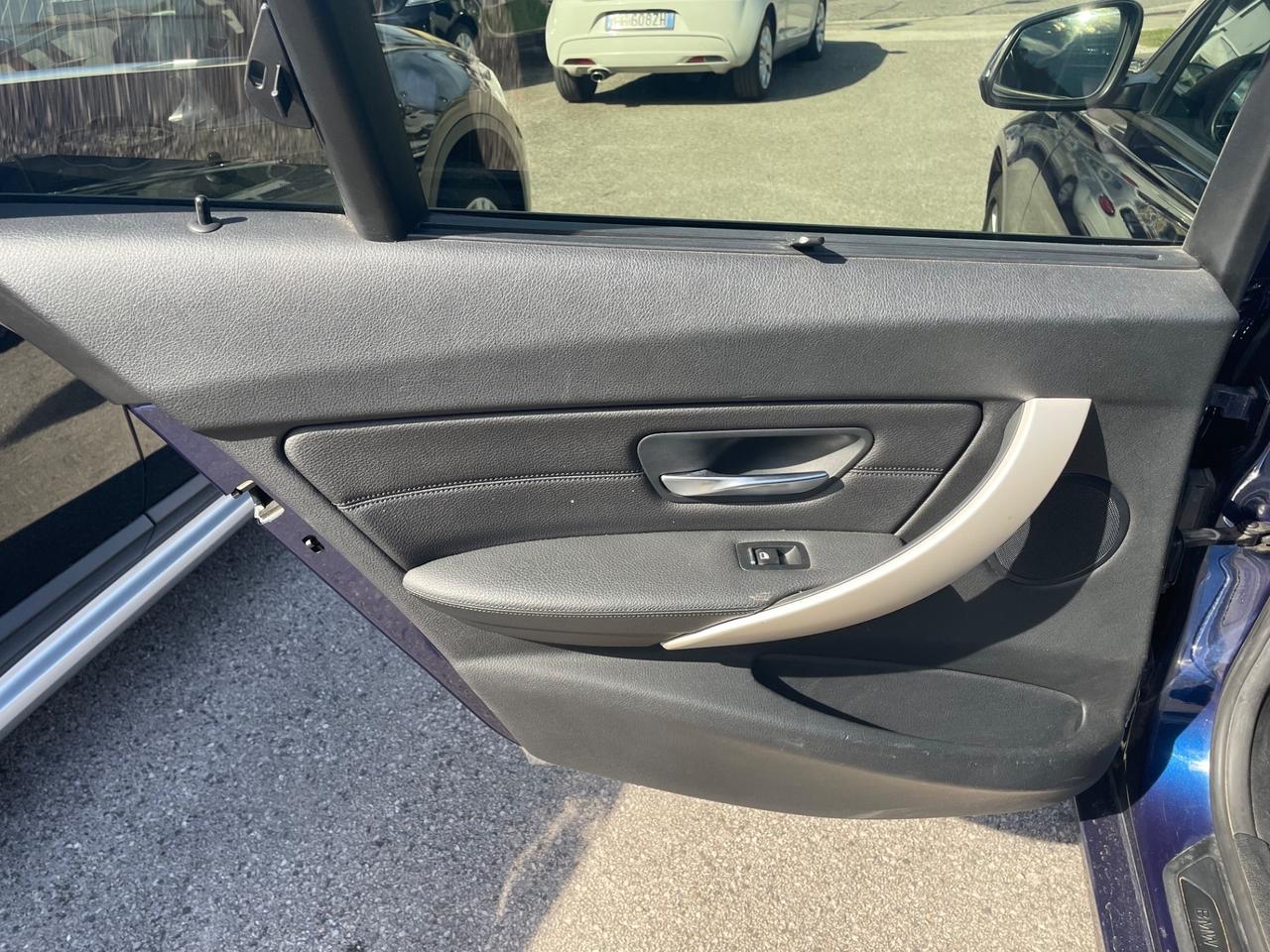 Bmw 318 318d Touring Luxury