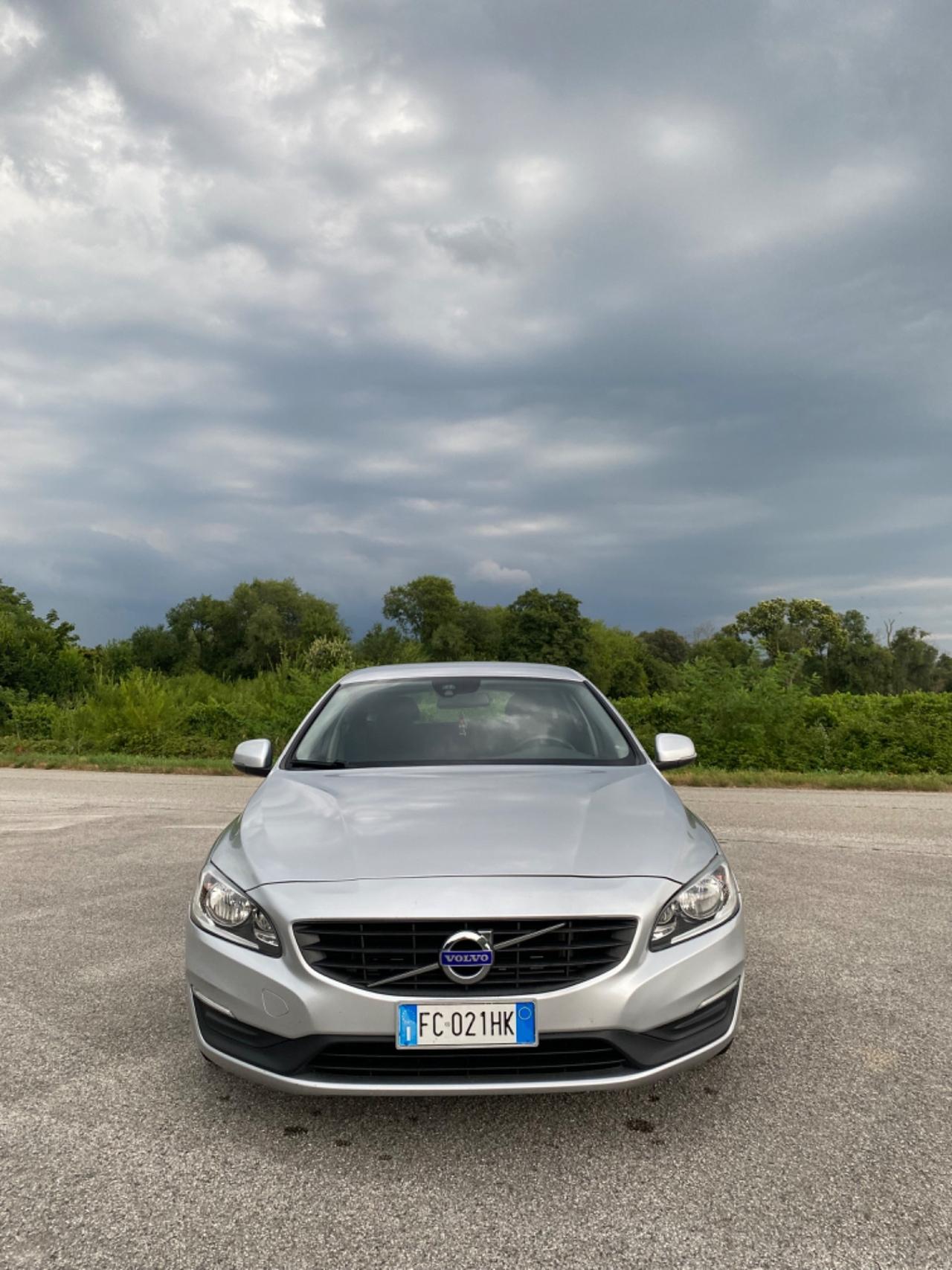 Volvo V60 D3 Geartronic Momentum