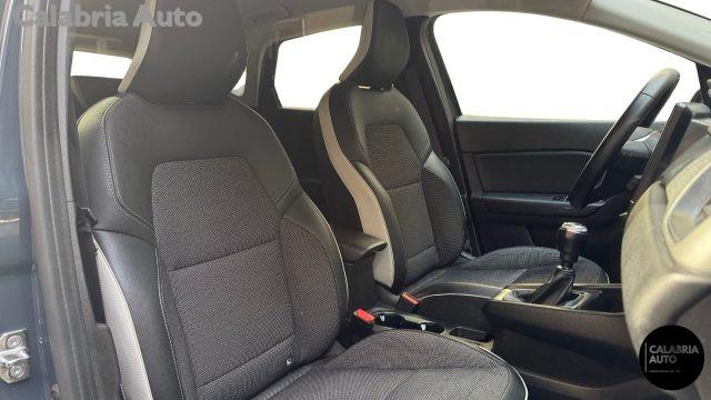 RENAULT Captur TCe 100 CV GPL FAP Intens