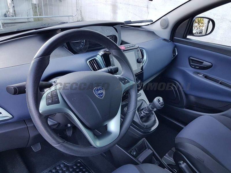 Lancia Ypsilon Ypsilon 1.0 firefly hybrid Platino s&s 70cv