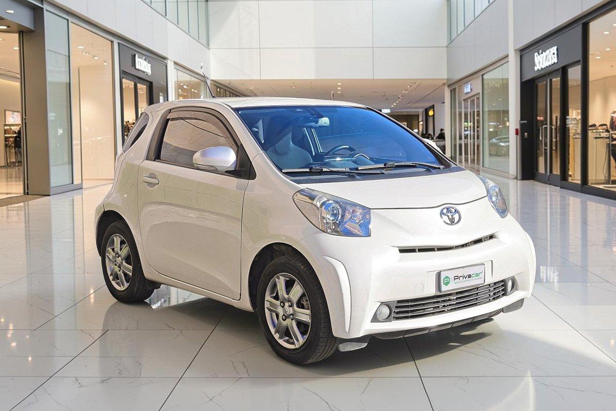 TOYOTA iQ 1.0 CVT Trend