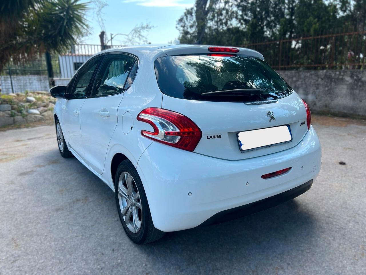 PEUGEOT 1.4 HDI 5p Allure - 2014