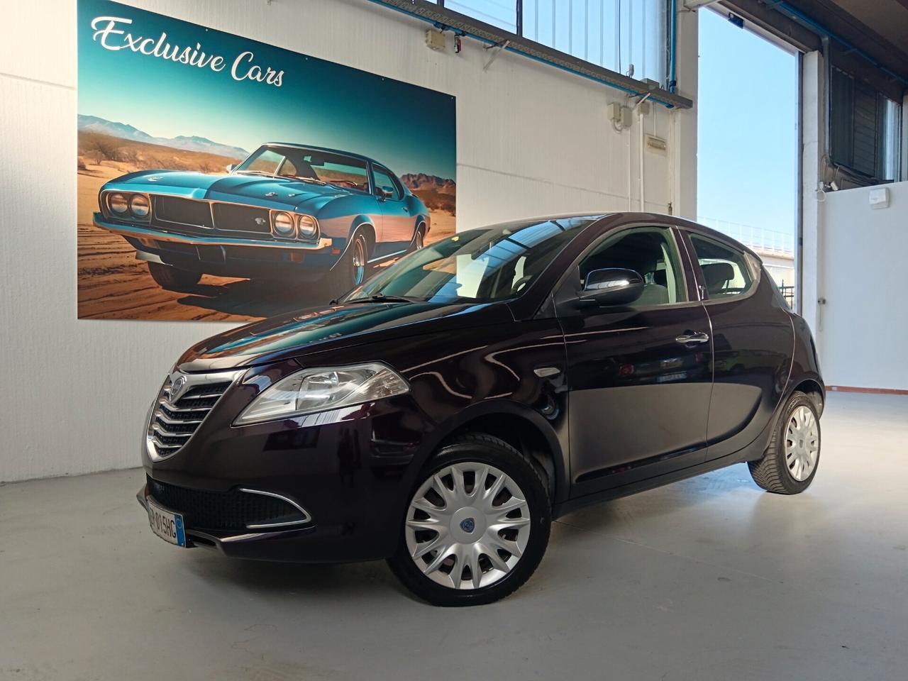 Lancia Ypsilon 1.2 69 CV 5 porte Gold