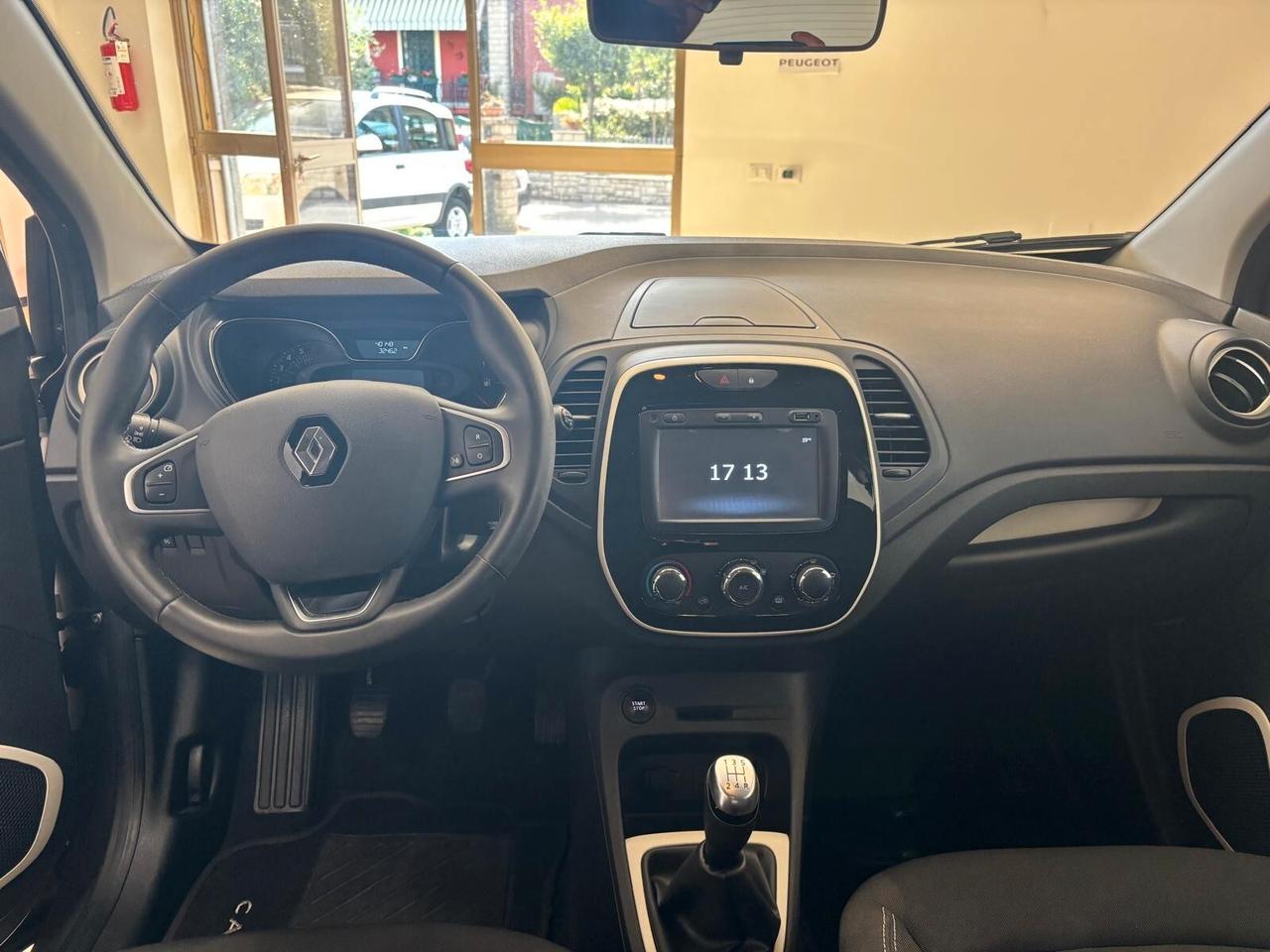 RENAULT CAPTUR ANNO 2018 BZ ADATTA NEOPATENTATI KM 40 MILA