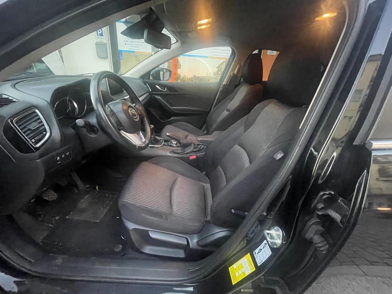 MAZDA 3 Mazda3 2.2 Skyactiv-D Exceed