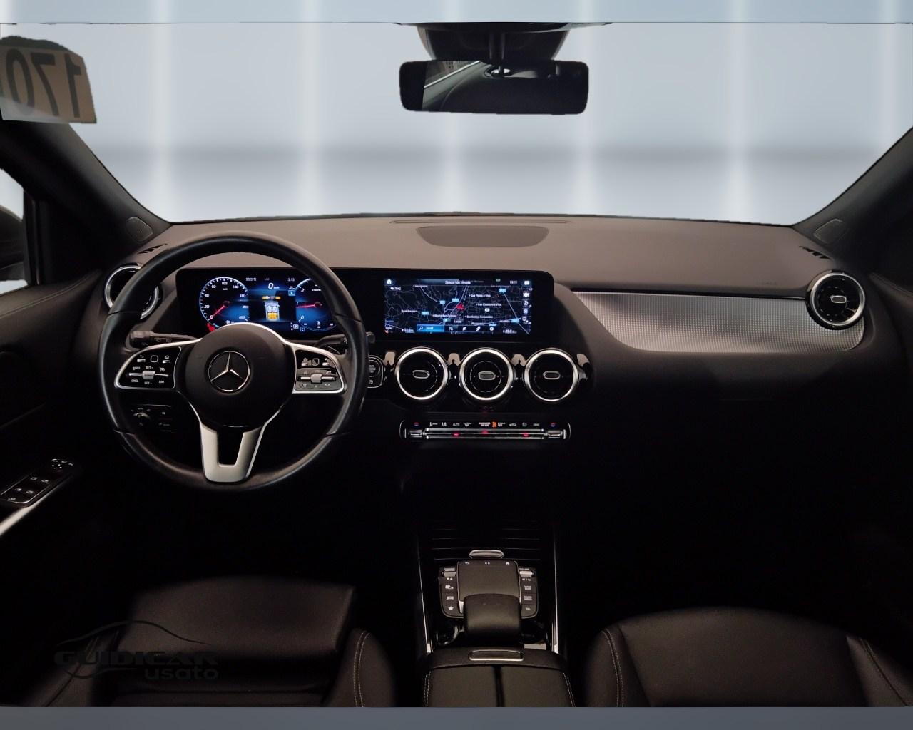 Mercedes-Benz GLA-H247 2020 - GLA 180 d Sport Plus auto