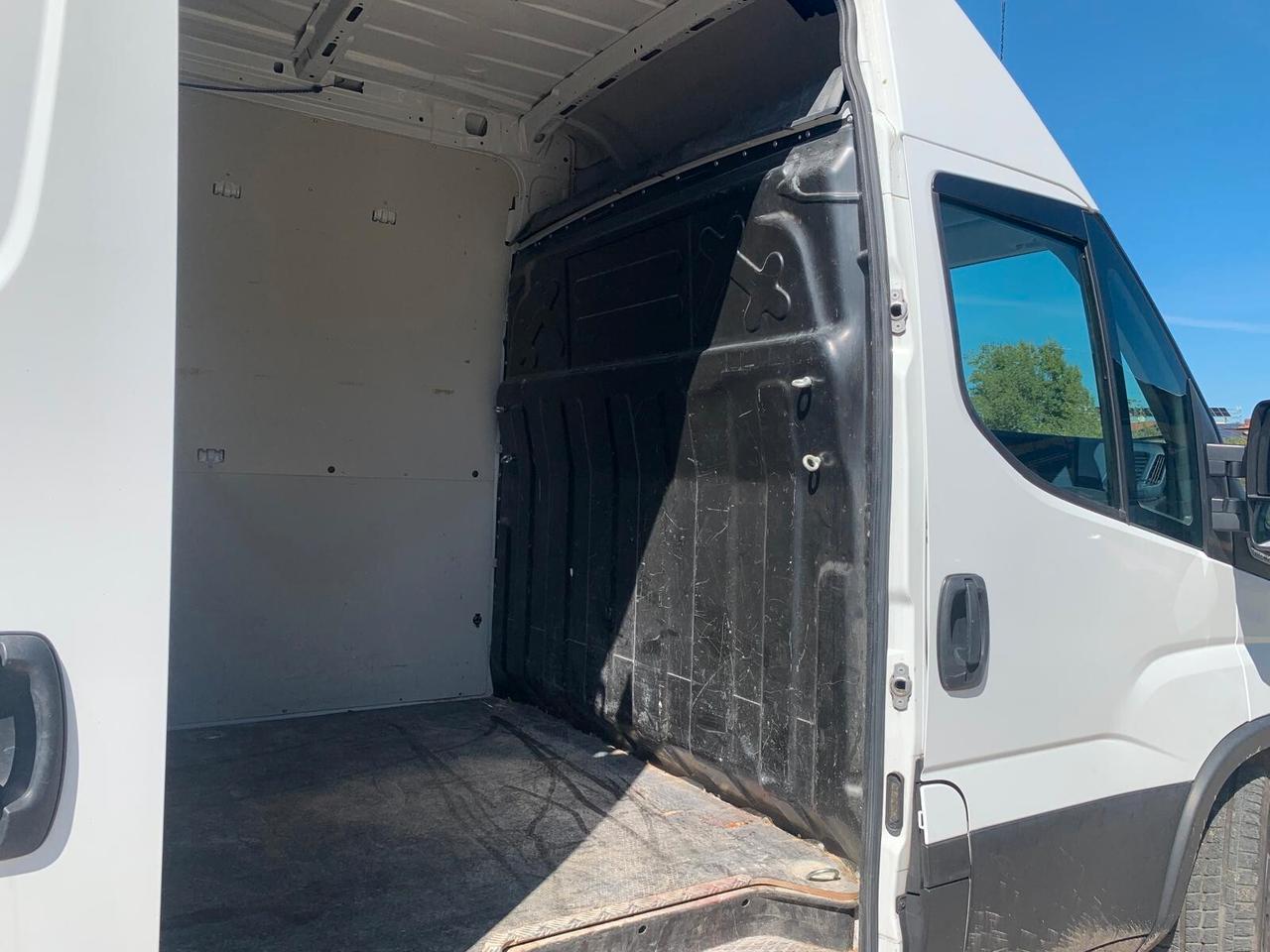 Iveco Daily 35-140 hi matic 6 M. Automat. Unicoprop.