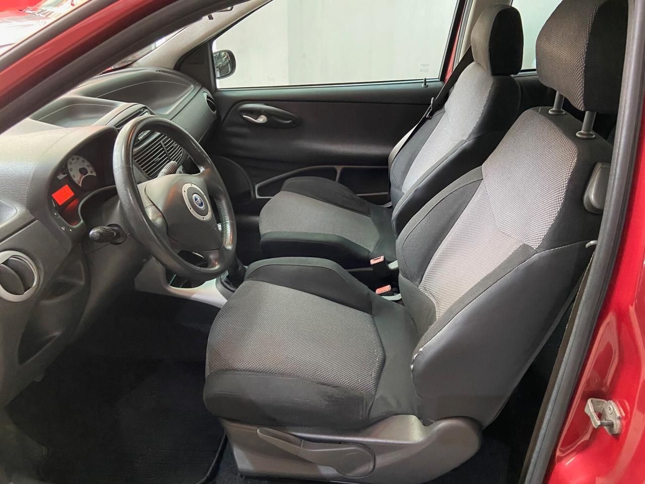 Fiat Punto 1.4 16V 3 porte Sporting BENZ.EURO4 X NEO-PATENTATI!!!
