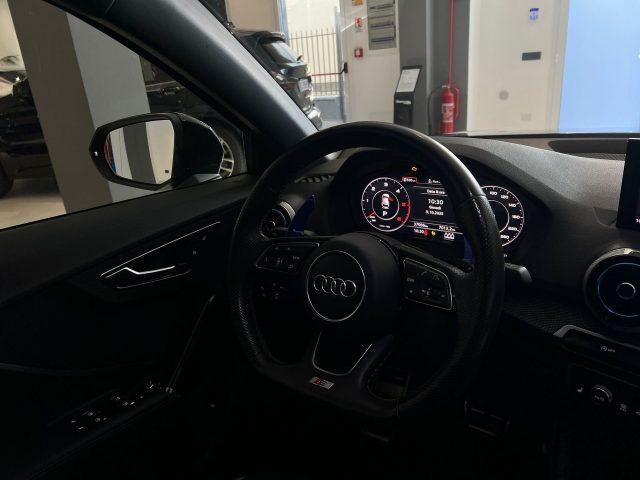 AUDI Q2 Q2 30 TDI S tronic Identity Black
