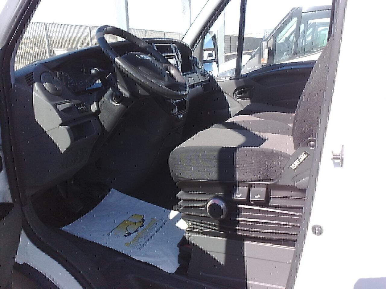 Iveco Daily 35s15 FURGONE DI SERIE - 2013