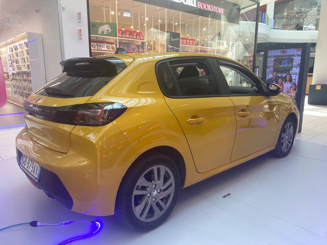 Peugeot 208 BENZINA 100CV 2020 59000 KM UFFICIALI