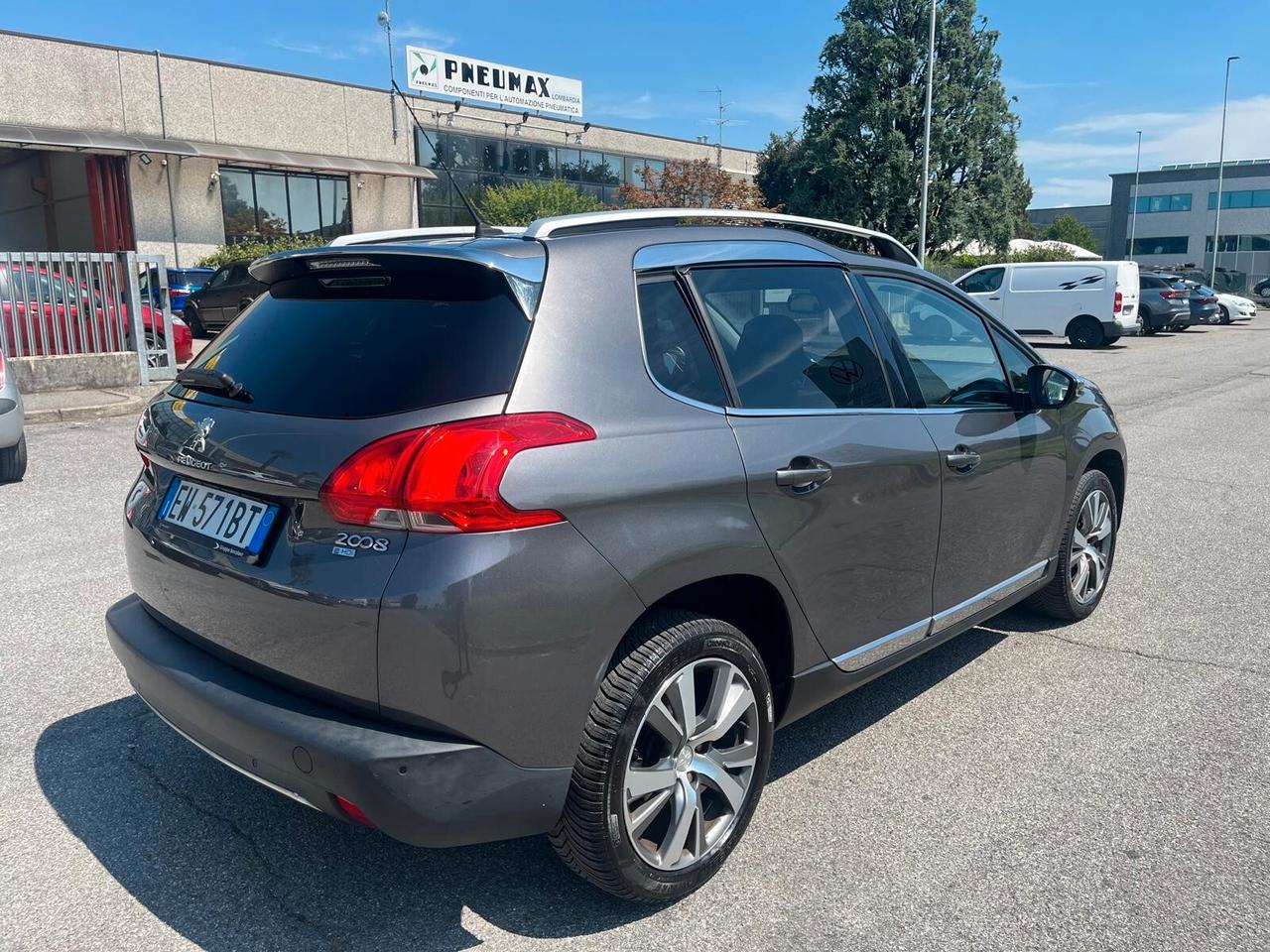 Peugeot 2008 1.6 e-HDi 92 CV Stop&Start Allure